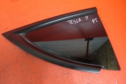 tesla MODEL Y стекло кузова правая задний 1600809-00-C 2022 год