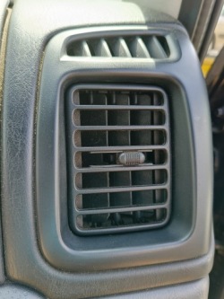 mazda TRIBUTE 00-08 воздухозаборник жалюзи потока воздуха Воздух правая пассажира