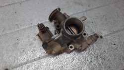 ДРОССЕЛЬНАЯ ЗАСЛОНКА mazda 3 BK 05R 1.6b