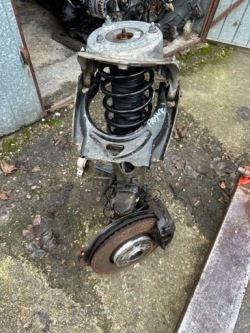 амортизатор пневматический поворотный кулак, цапфа правый передний CITROEN C5 III X7