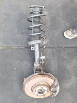 FORD KUGA MK2 ,поворотный кулак, цапфа правая CV61-18045-AAD