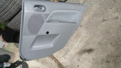 дверные карты правый задний FORD Fiesta MK6 1.3b 5 Двери