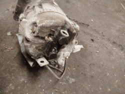 Компрессор кондиционера vw PASSAT B5 1.9 8D0260808