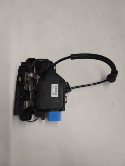 volkswagen oe 3D1 837 016 ac замок двери