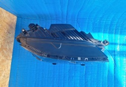 vw TOUAREG 3 III фара правая full led 761941082