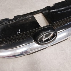 Hyundai IX35 2013R решетка радиатора перед 86351-2Y000