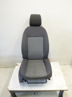кресло правый FORD Focus II Mk2 5D