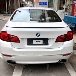 BMW F10 спойлер на крышке багажника M5 спойл черный глянец ABS