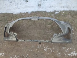 бампер передний TOYOTA YARIS IV 4