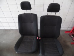 кресло правый передний левый Daihatsu SIRION II