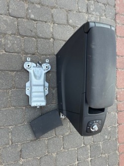 тунель середина подлокотник renault SCENIC III 3