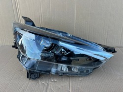 mazda full led 10 передняя правая сторона D10E-51030
