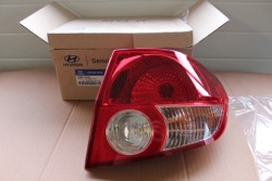 Hyundai OE 92402-1C010 фонарь