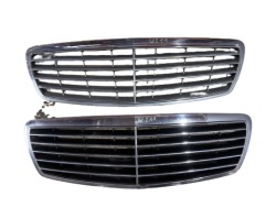 MERCEDES e W211 решетка радиатора