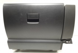 бардачок пассажира mazda 5 и CC2964161 европа
