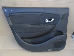 дверные карты передний левый renault SCENIC III обивка
