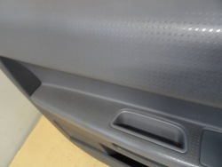 дверные карты передний левый mitsubishi COLT VI 5D HB NR686
