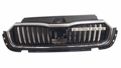 SKODA OCTAVIA IV 5E3 2020 решетка перед