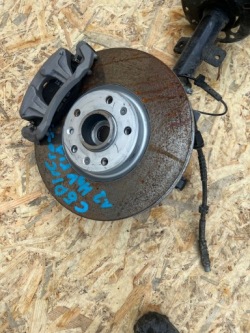 CITROEN C5 AIRCROSS 1.2 ГИБРИД стойка правая