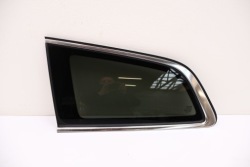 volvo V60 II стекло кузова левый