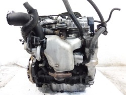 двигатель без навесного D4EA насос турбина Hyundai III TRAJET 2.0