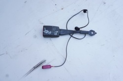 крепление ремень безопасности правый перед FORD