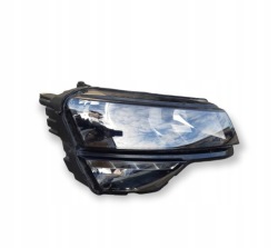 SKODA KAROQ 57B941016A фара правая led