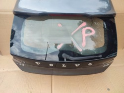 volvo V40 II 2014 крышка багажника зад a стекло