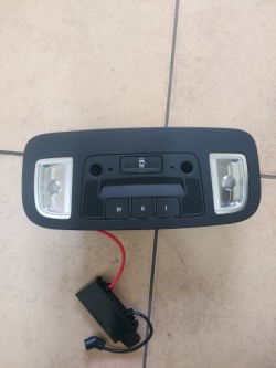 Audi R8 лампочка led 8V7947135M