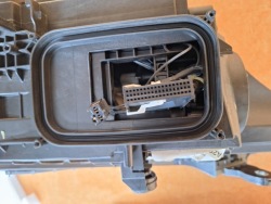MERCEDES C класс W206 фара левая full led A2069068104
