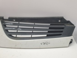 renault oe 8200426365 решетка радиатора
