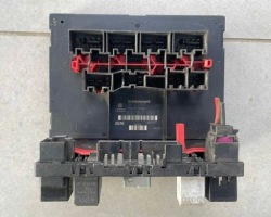 блок управления бортовой volkswagen oe 3C0937049E
