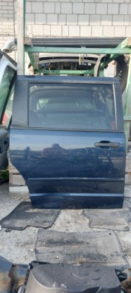 CHRYSLER TOWN COUNTRY дверь правая зад