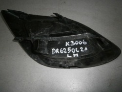 mazda oe DR62-50C21 решетка , бампер