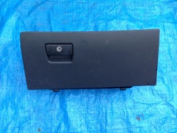 Dodge CHALLENGER 13 14 бардачок полка