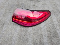 фонарь правый задний led MERCEDES 254 европа