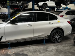 комплект дверь левый передний зад BMW 3 G20 2019R европа