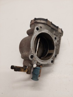 Bosch 078133062B ДРОССЕЛЬНАЯ ЗАСЛОНКА