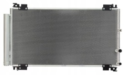 радиатор кондиционера, конденсатор lexus IS II 05- 2.2 220d 8846053040