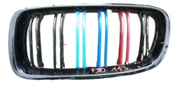 BMW M3 F80 F30 ноздря левая решетка радиатора