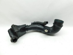 труба впуск Воздух 8200858600 H8200987778 - renault MASTER III 2.3