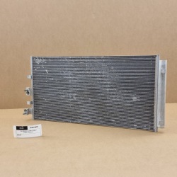 конденсатор Радиатор кондиционера FORD Focus IV