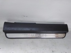 7370 opel ANTARA правая молдинг порога 96630459