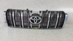 TOYOTA LAND CRUISER 150 решетка радиатора d 9154