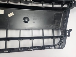 Audi A4 B8 2007 - 2011 решетка радиатора 8K0853651 новая
