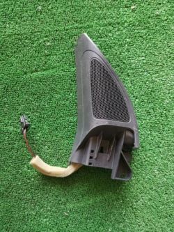 защита внутреняя зеркала левый GOLF VI 5K0837985