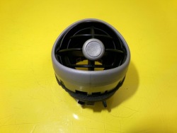 боковое воздухозаборник жалюзи потока воздуха SMART FORFOUR MR951841 NR857