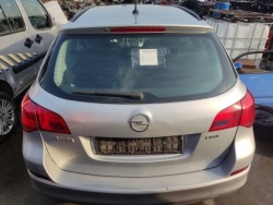 крышка багажника Z176 opel Astra J