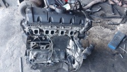 двигатель без навесного vw TOUAREG 7L 2.5 tdi 174 ЛС 03-10 r, 176 тыс. км.