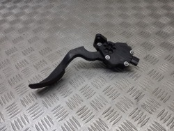 потенциометр газа mazda 2 DE 1.3 K4238-7410